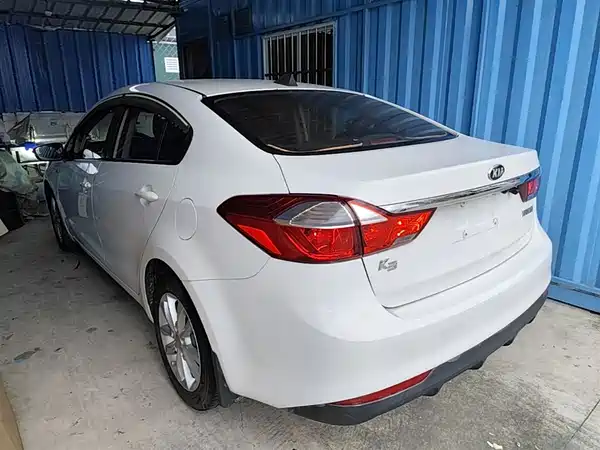 Kia K3 2016