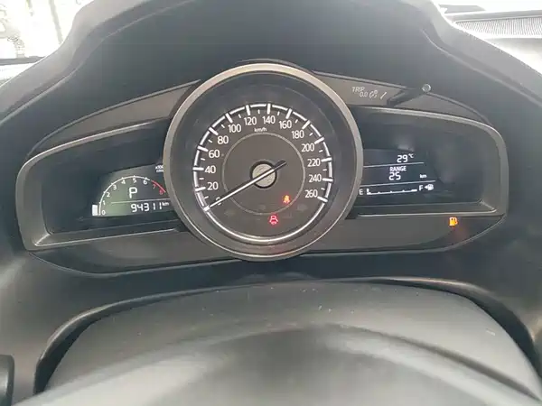 Mazda 3 Axela 2018