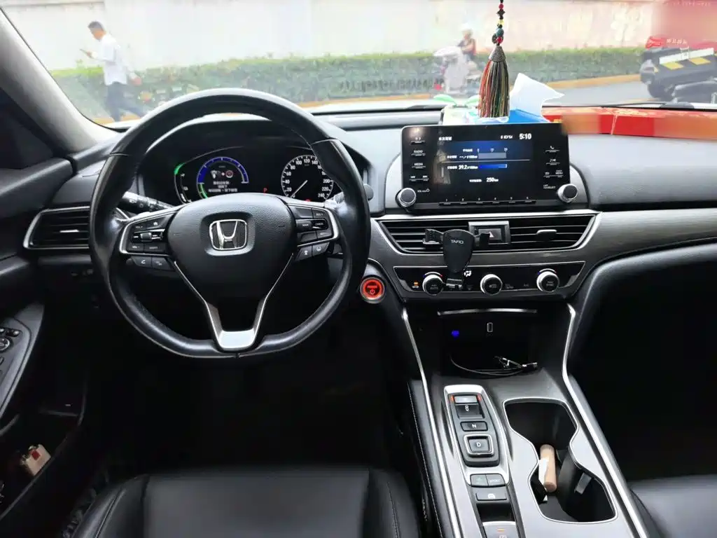 Honda Accord 2020 — фото 13