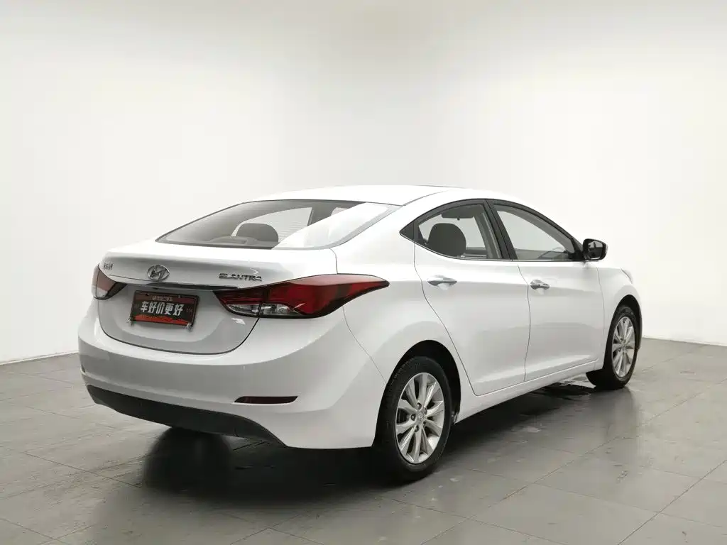 Hyundai Elantra 2017