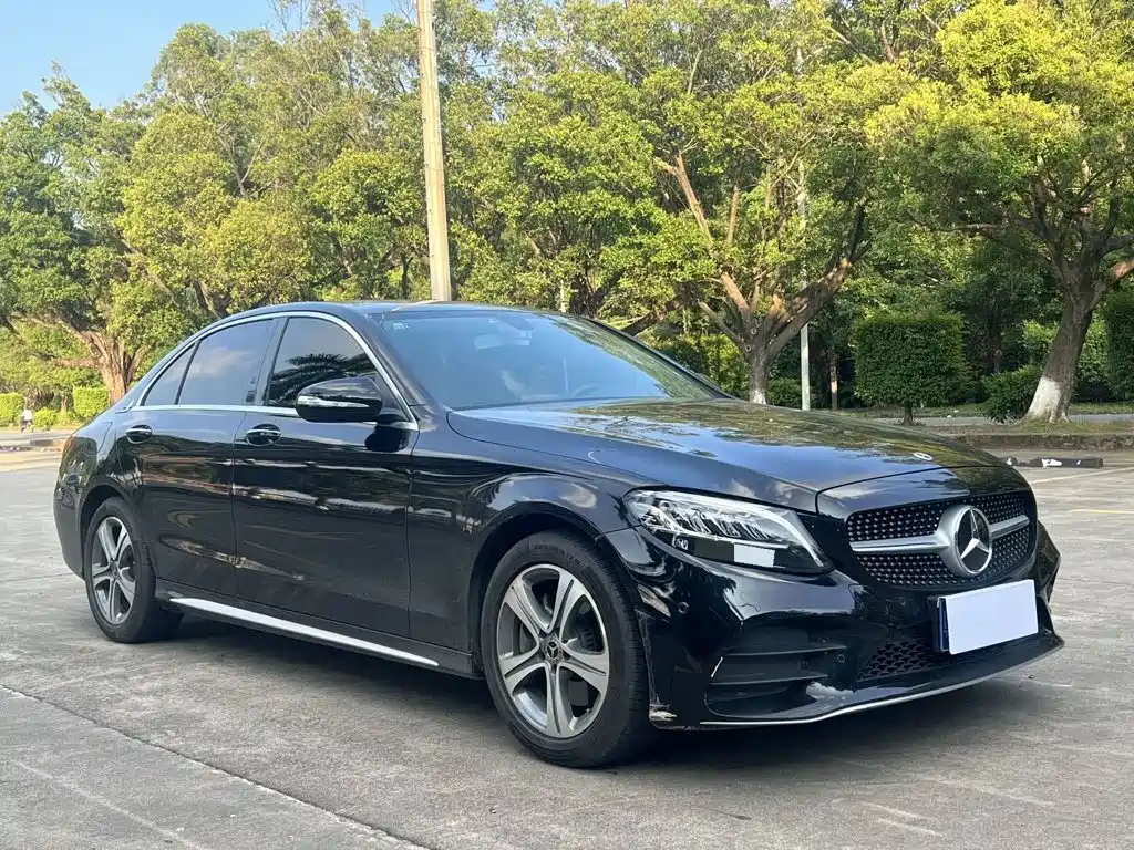 Mercedes-Benz C-Class 2019