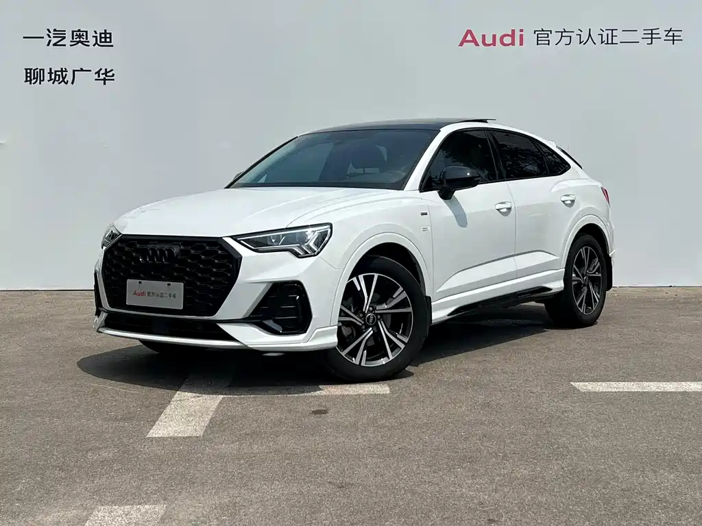 Audi Q3 Sportback 2023 — фото 1
