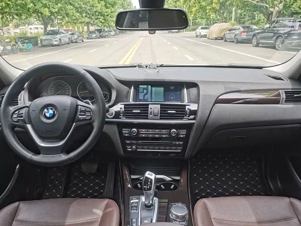 BMW X4 2016 — фото 18