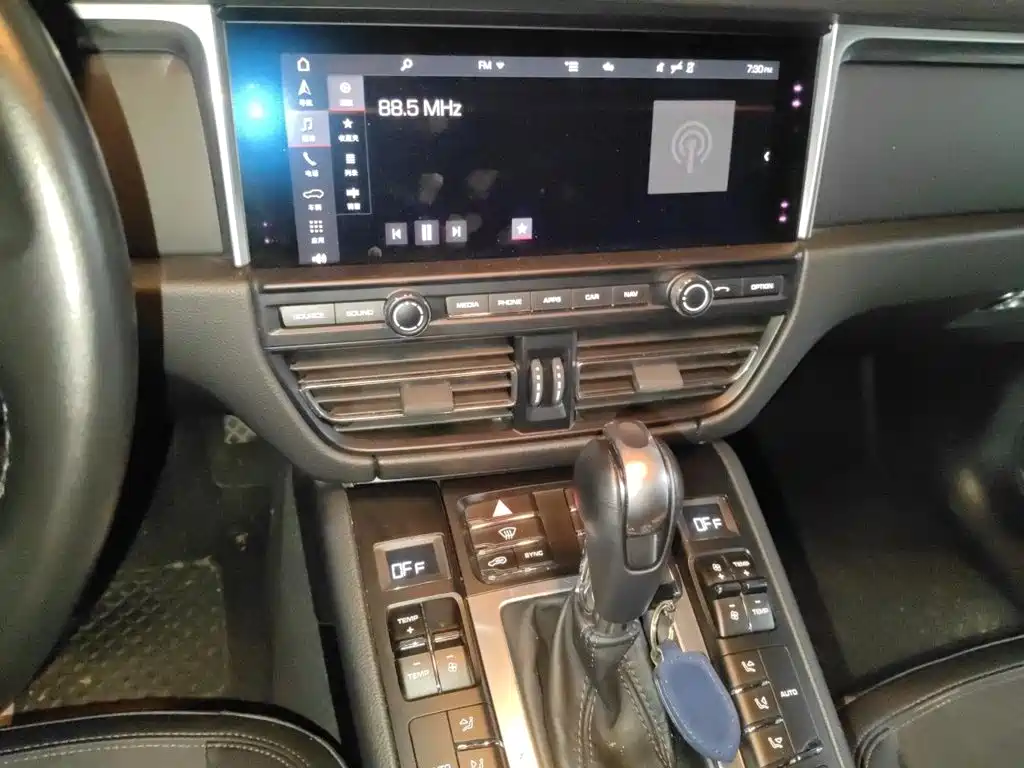 Porsche Macan 2020