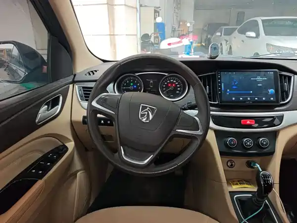 Baojun 730 2021