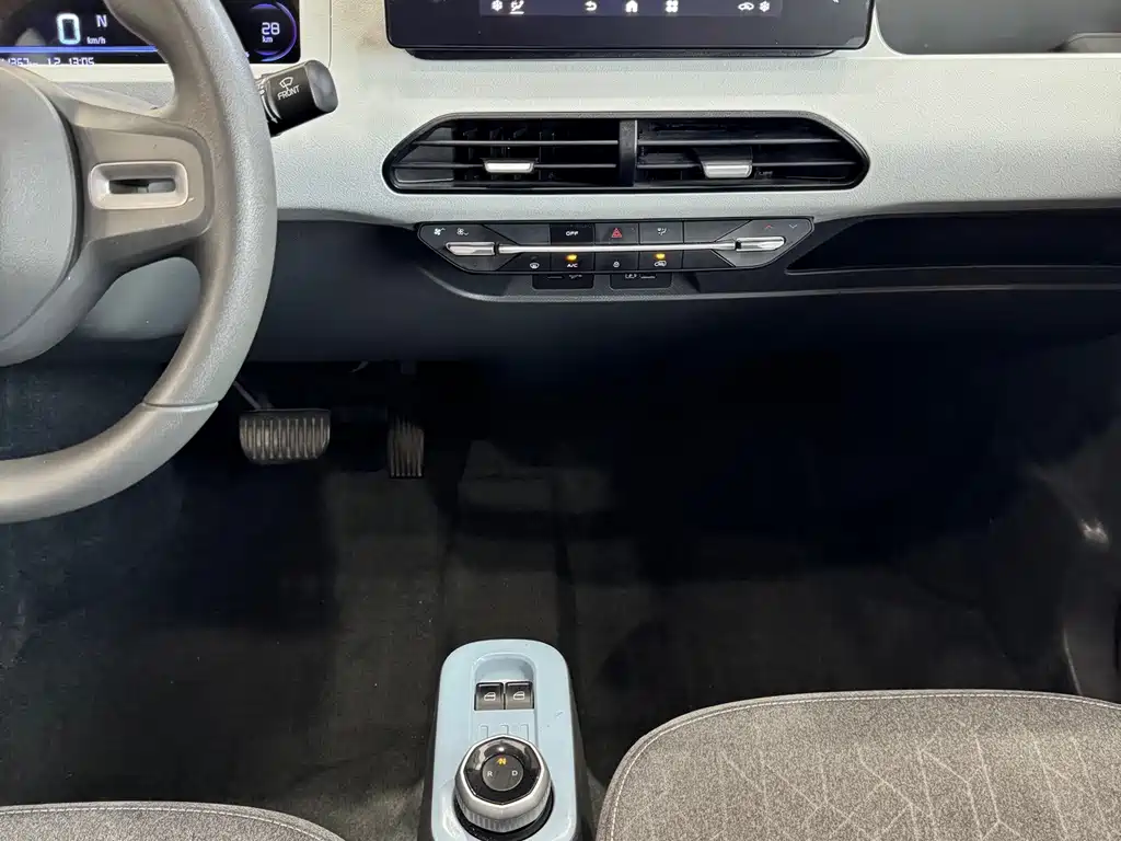 Geely Galaxy Panda 2024 — фото 20