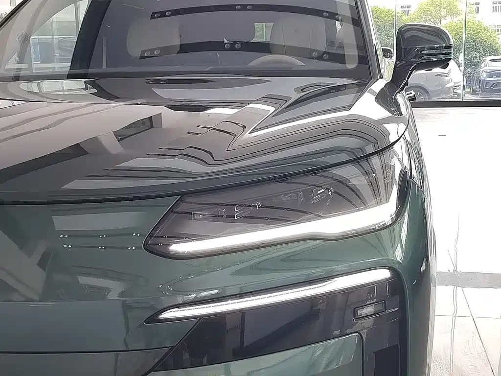 Denza N9 2025 — фото 8