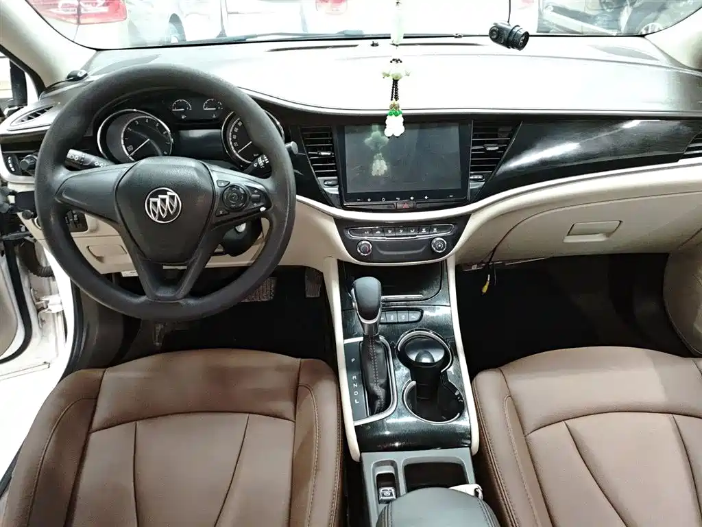 Buick Verano 2016 — фото 10