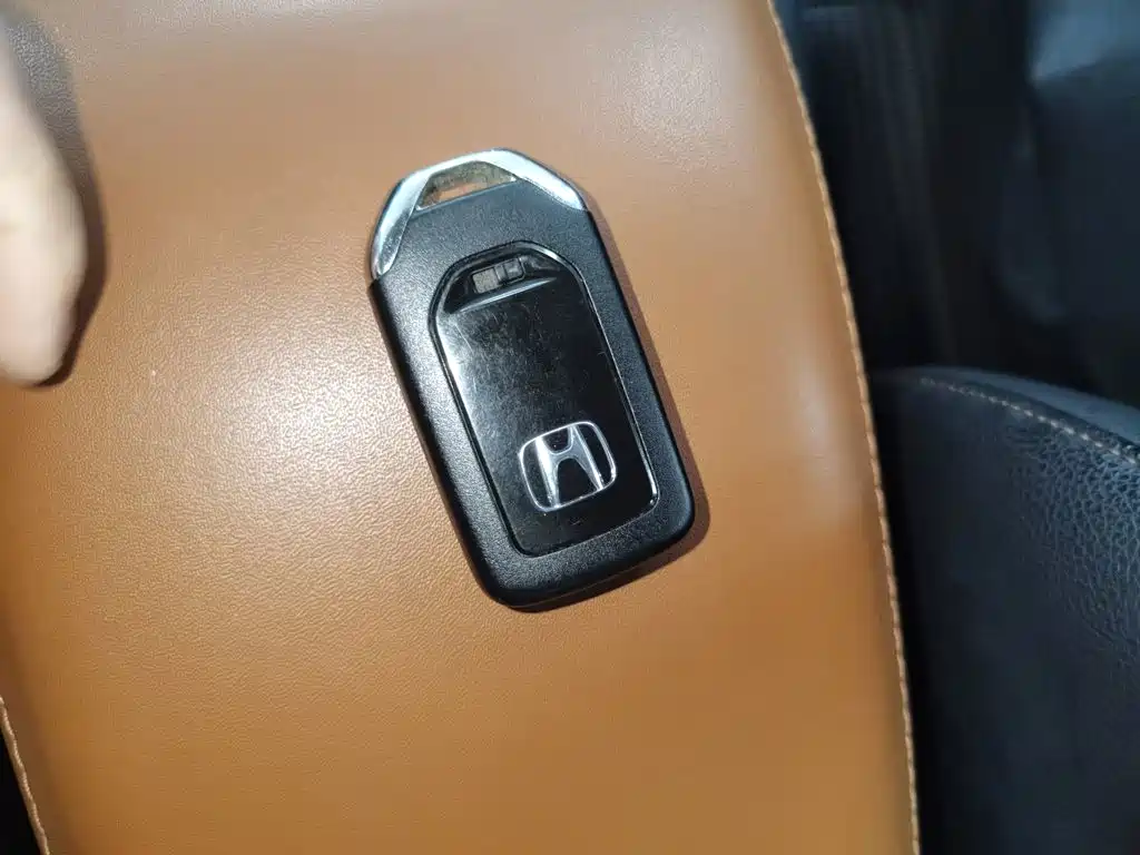 Honda Vezel 2015 — фото 9