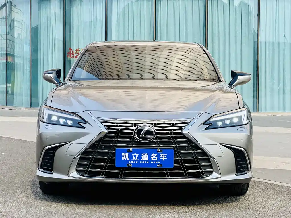 Lexus ES 2025 — фото 2