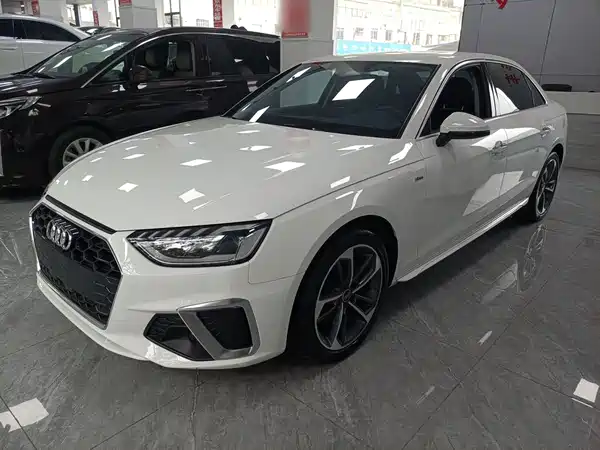 Audi A4L 2023