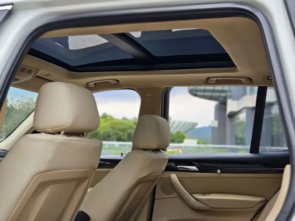 BMW X3 2012