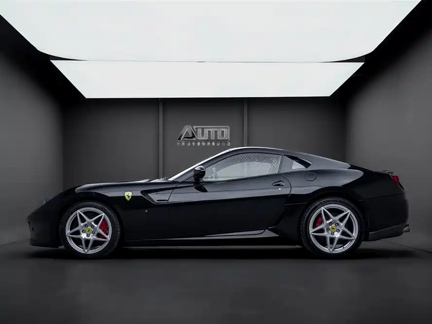 Ferrari 599 2010 — фото 3