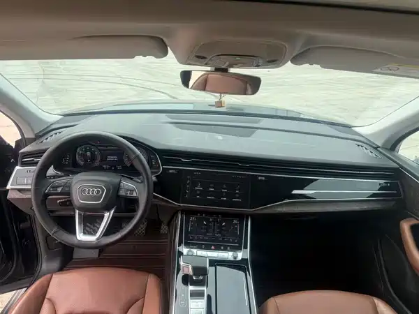 Audi Q7 2021