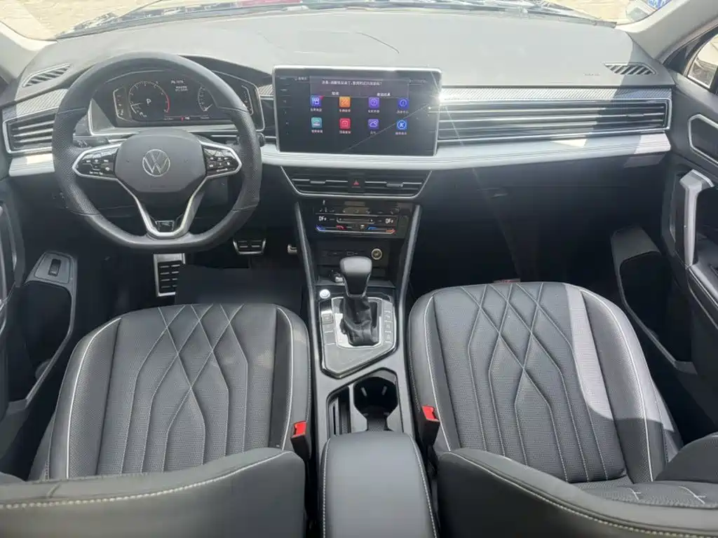 Volkswagen Tiguan L 2021 — фото 12
