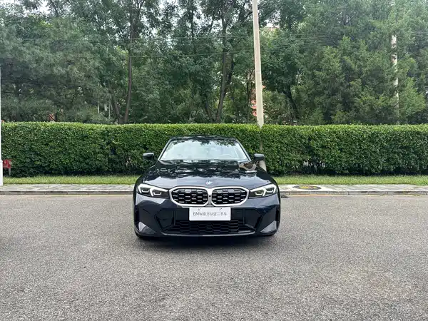 BMW 3 Series 2023