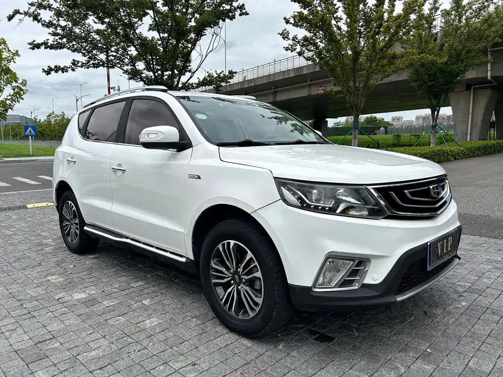 Geely Vision X6 2017 — фото 3