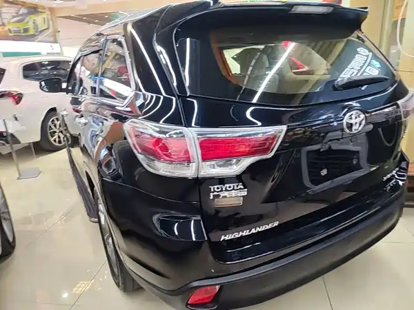 Toyota Highlander 2015