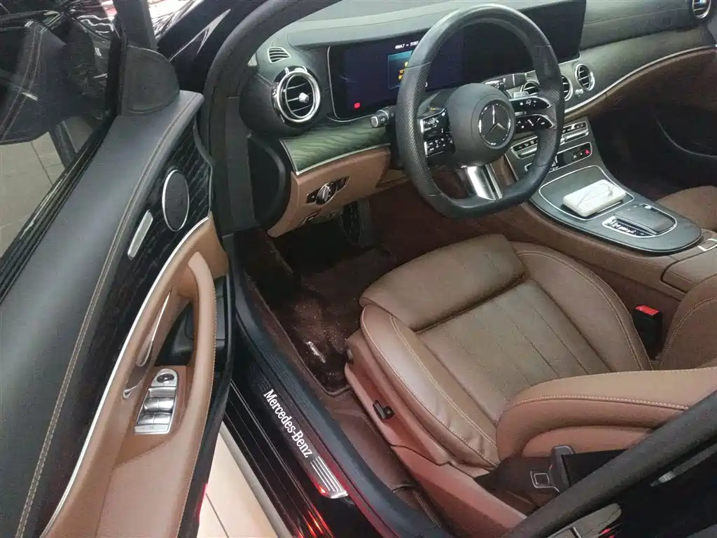 Mercedes-Benz E-Class 2023 — фото 15