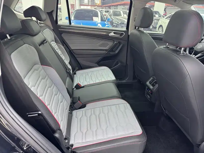Volkswagen Tiguan L 2022