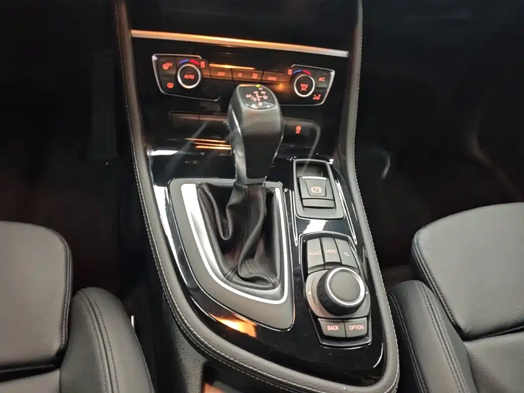 BMW 2 Series Station Wagon 2016 — фото 14