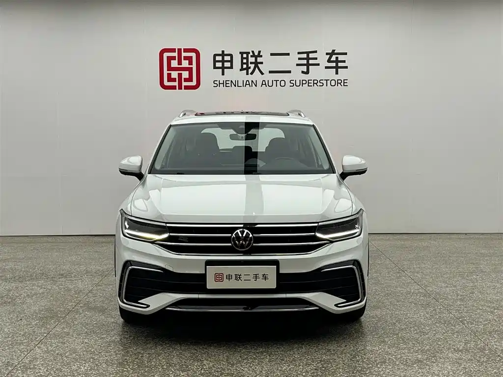 Volkswagen Tiguan L 2023 — фото 5