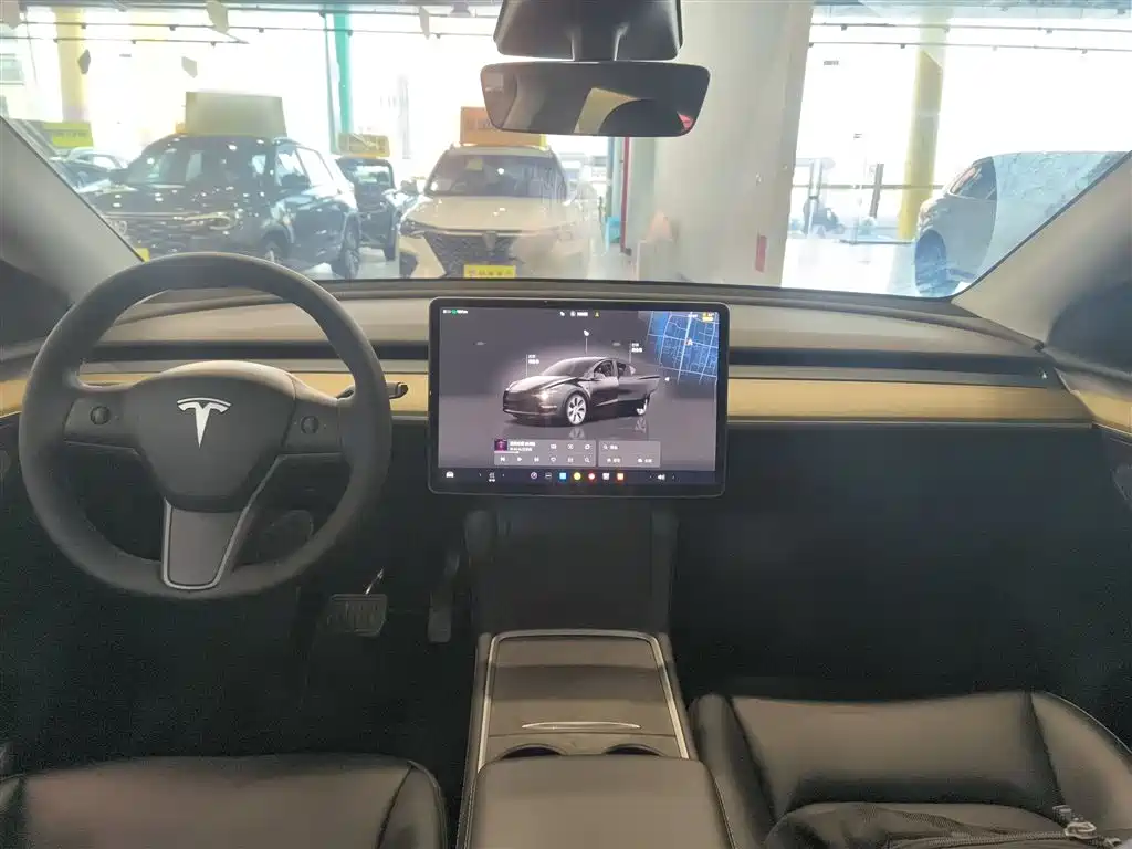 Tesla Model Y 2023 — фото 10