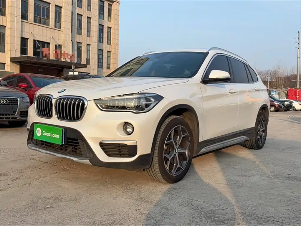 BMW X1 2019 — фото 1