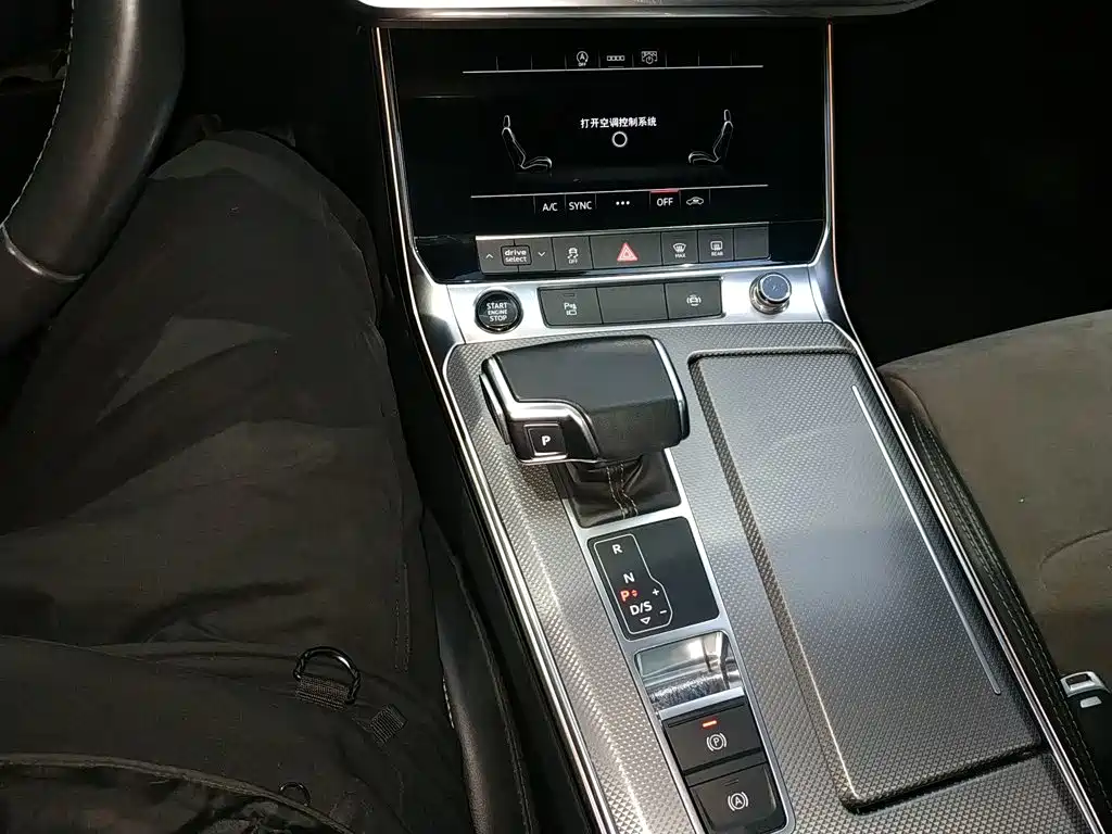 Audi A6L 2022 — фото 10