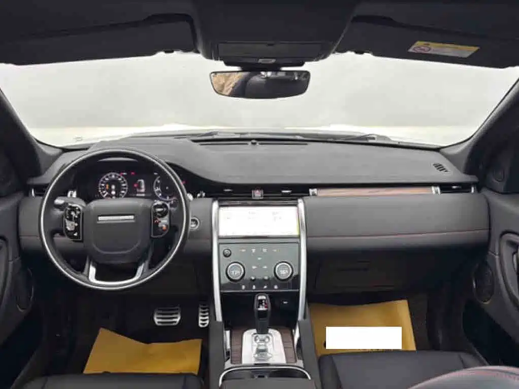 Land Rover Discovery Sport 2021 — фото 9