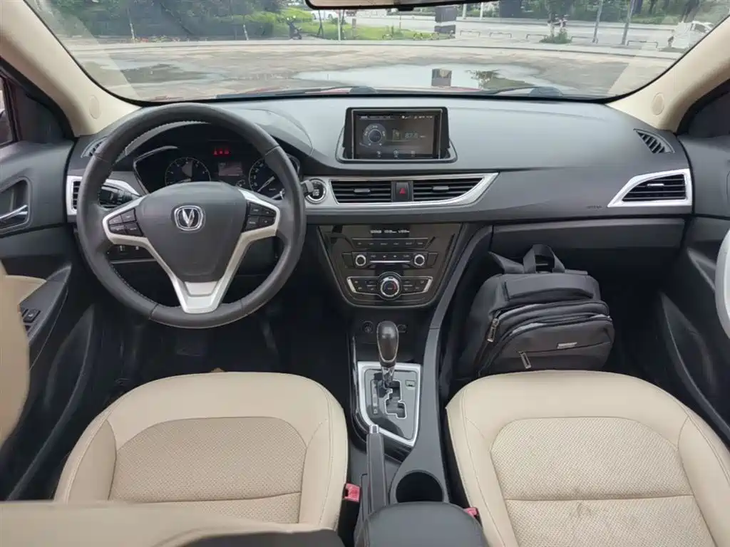 Changan V7 2015 — фото 10