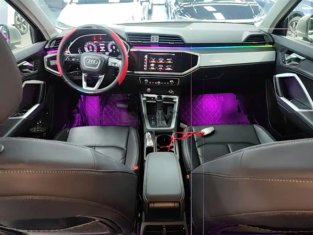 Audi Q3 2020 — фото 10