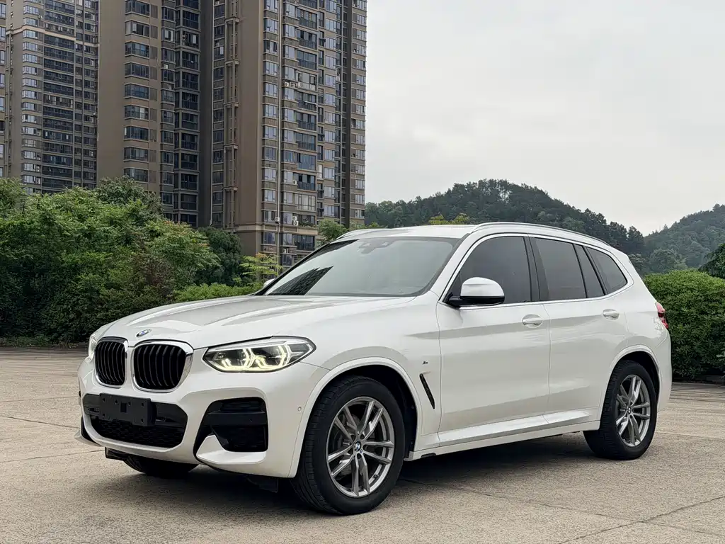 BMW X3 2021 — фото 2