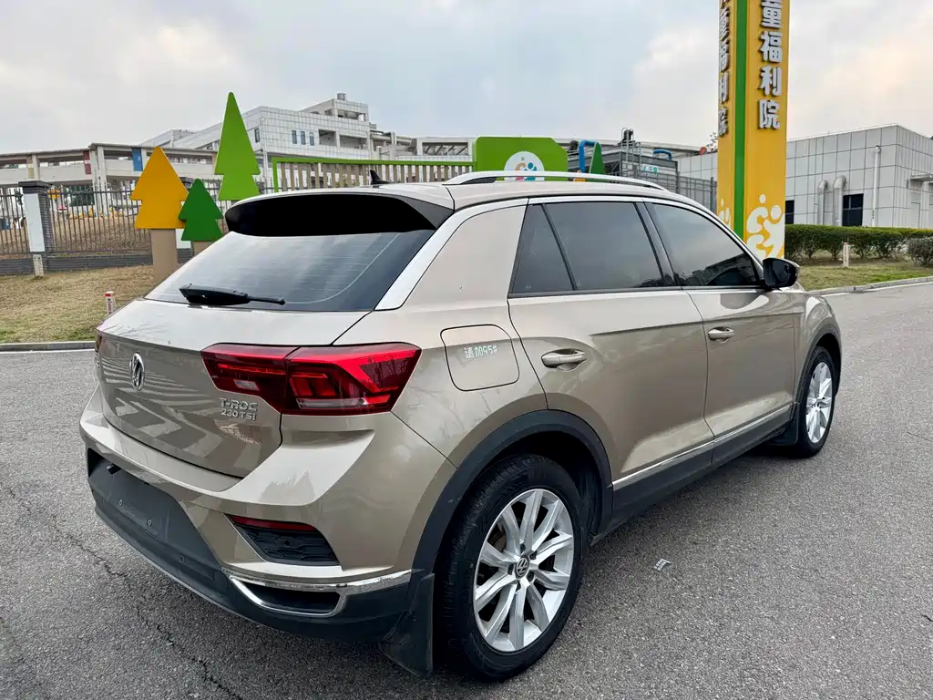 Volkswagen T-Roc 2019 — фото 15
