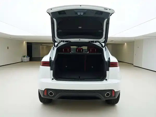 Jaguar E-PACE 2024