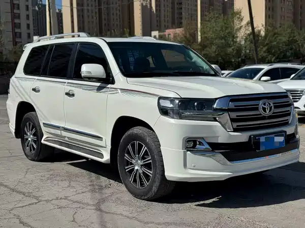 Toyota Land Cruiser 2014