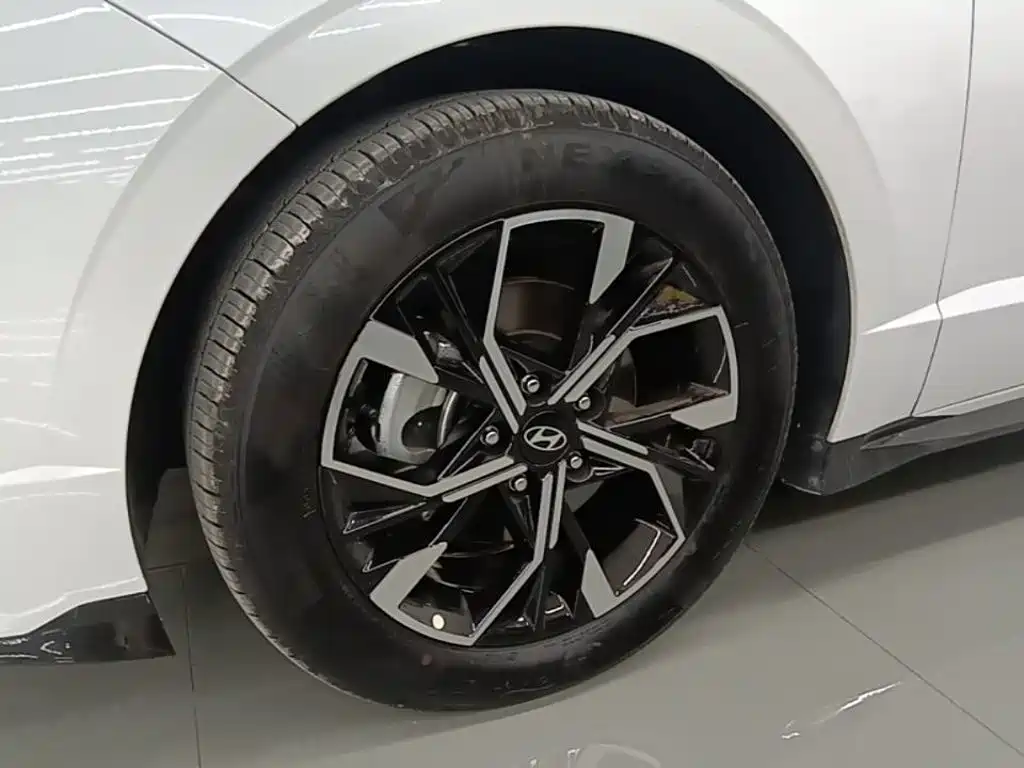 Hyundai Sonata 2025 — фото 23