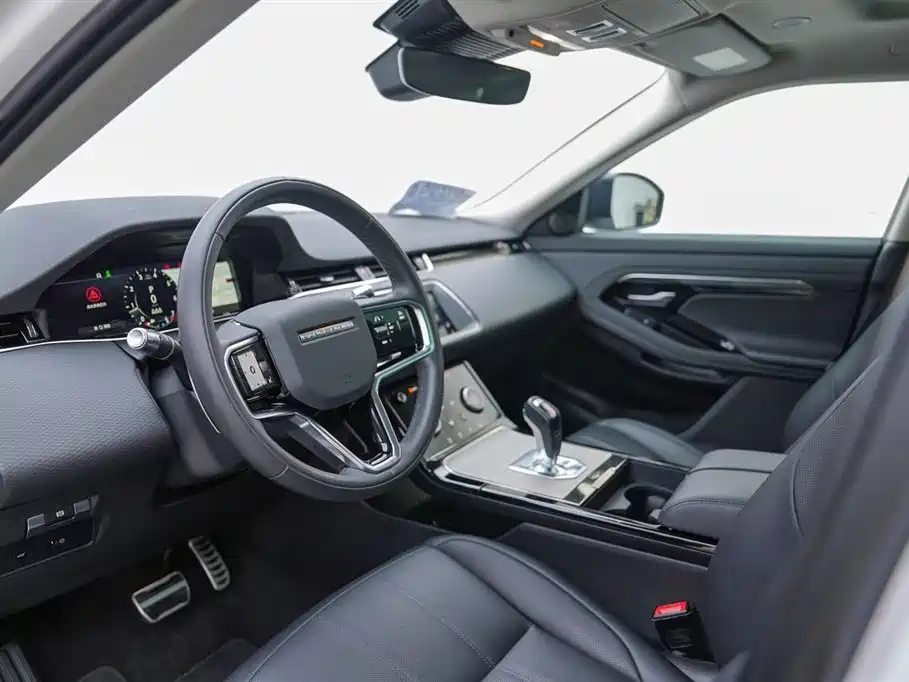 Land Rover Evoque 2022 — фото 6