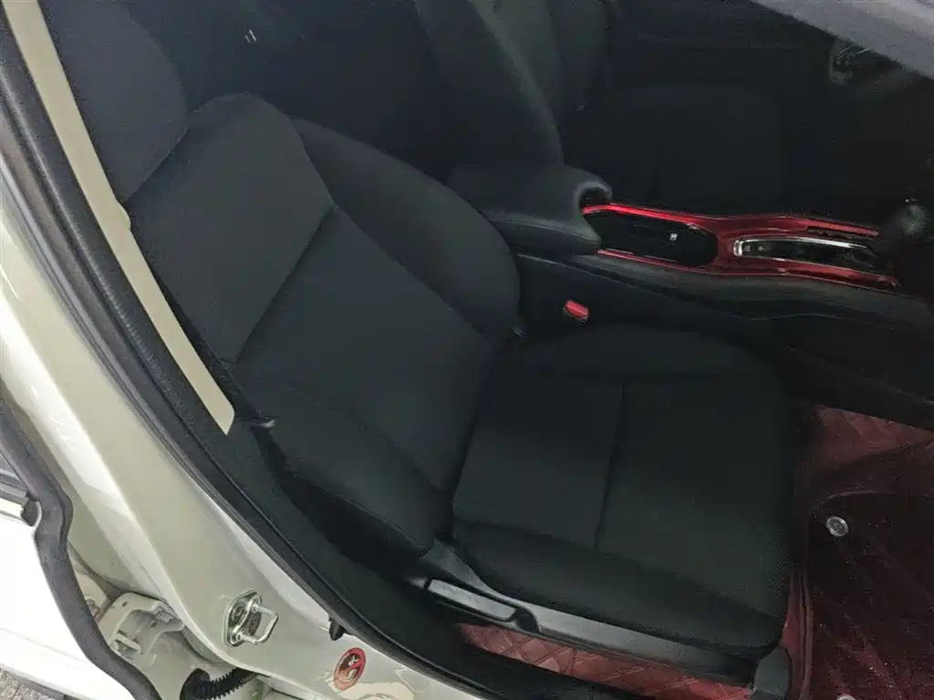 Honda Vezel 2018 — фото 25