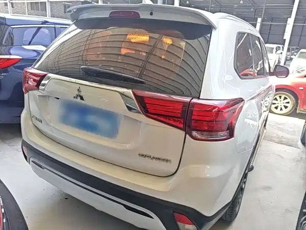 Mitsubishi Outlander 2019