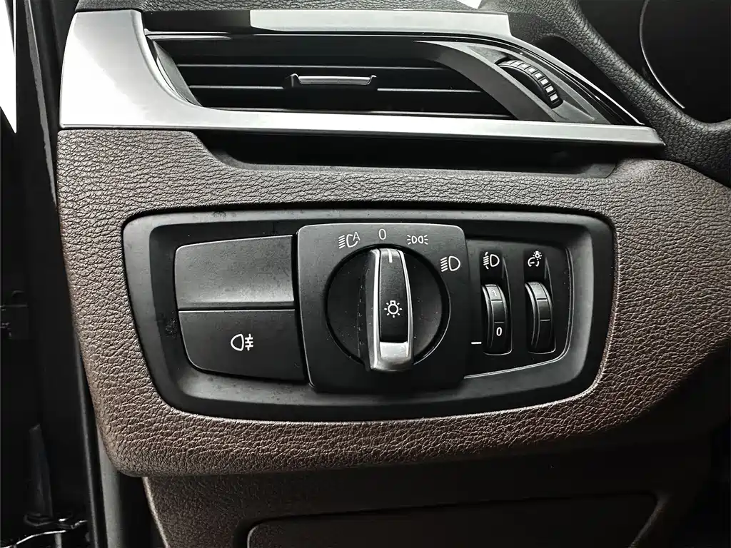 BMW X1 2022 — фото 17
