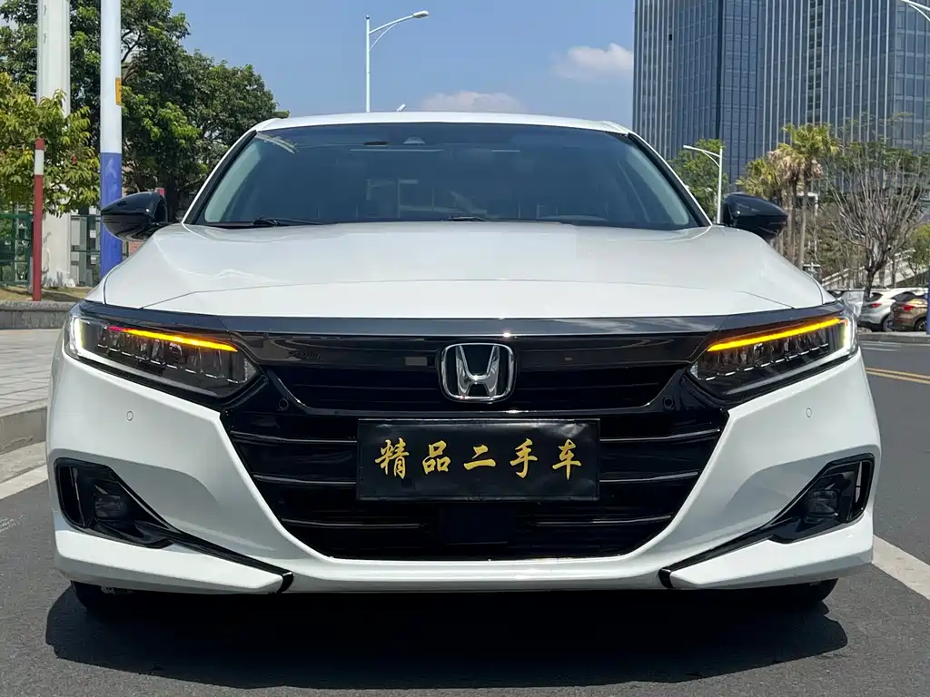 Honda Accord 2022 — фото 2