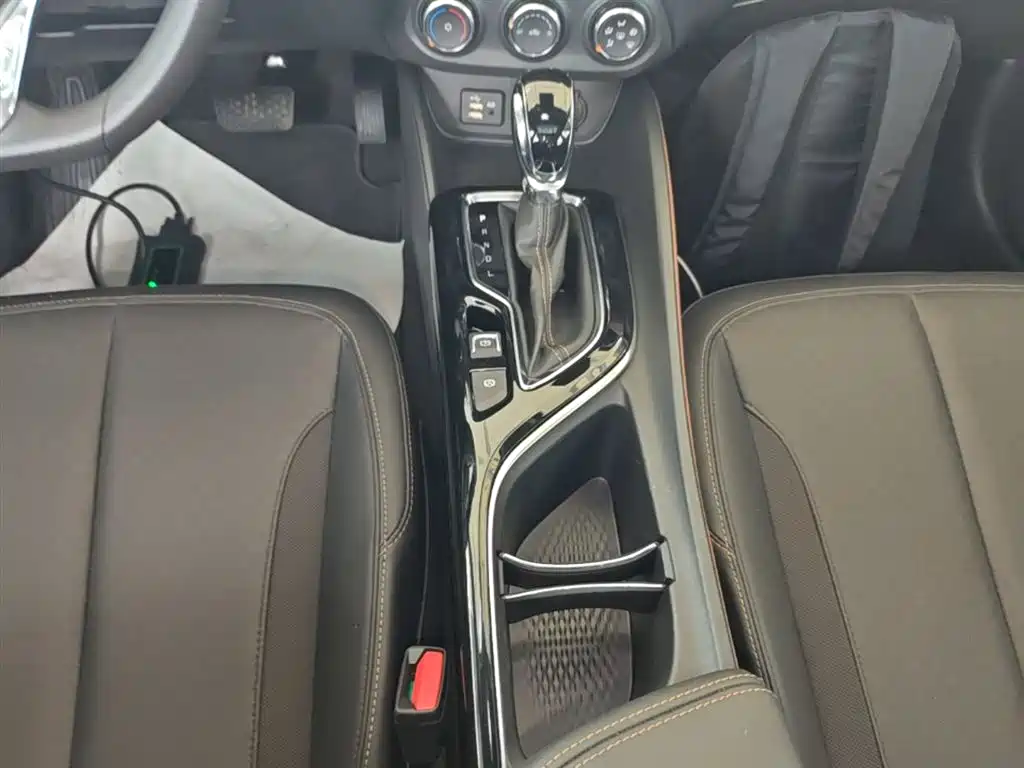 Buick Verano 2022 — фото 14