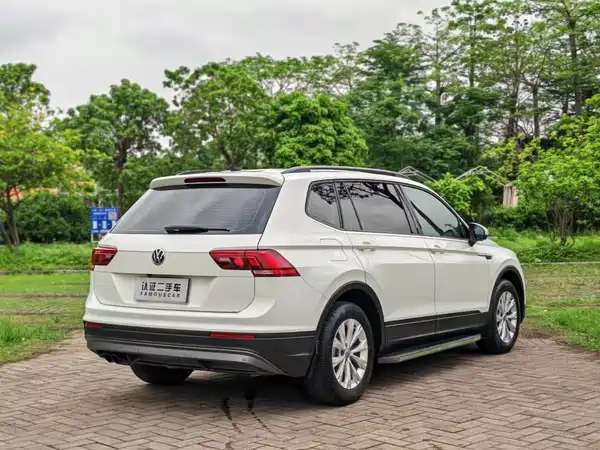 Volkswagen Tiguan L 2017
