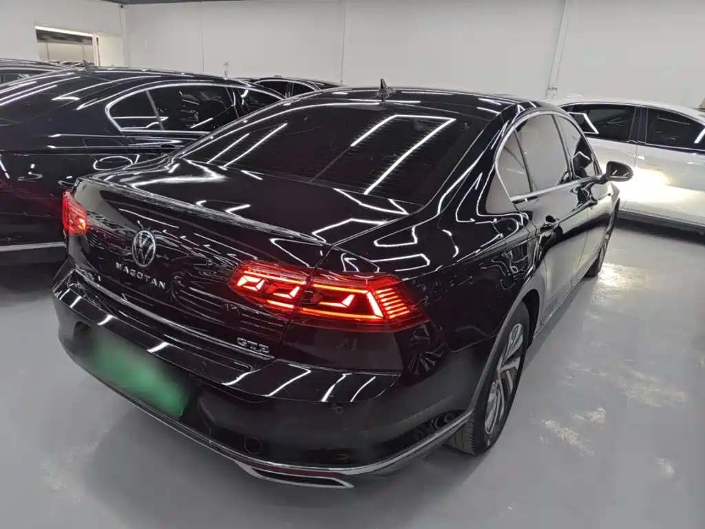 Volkswagen Magotan PHEV 2024