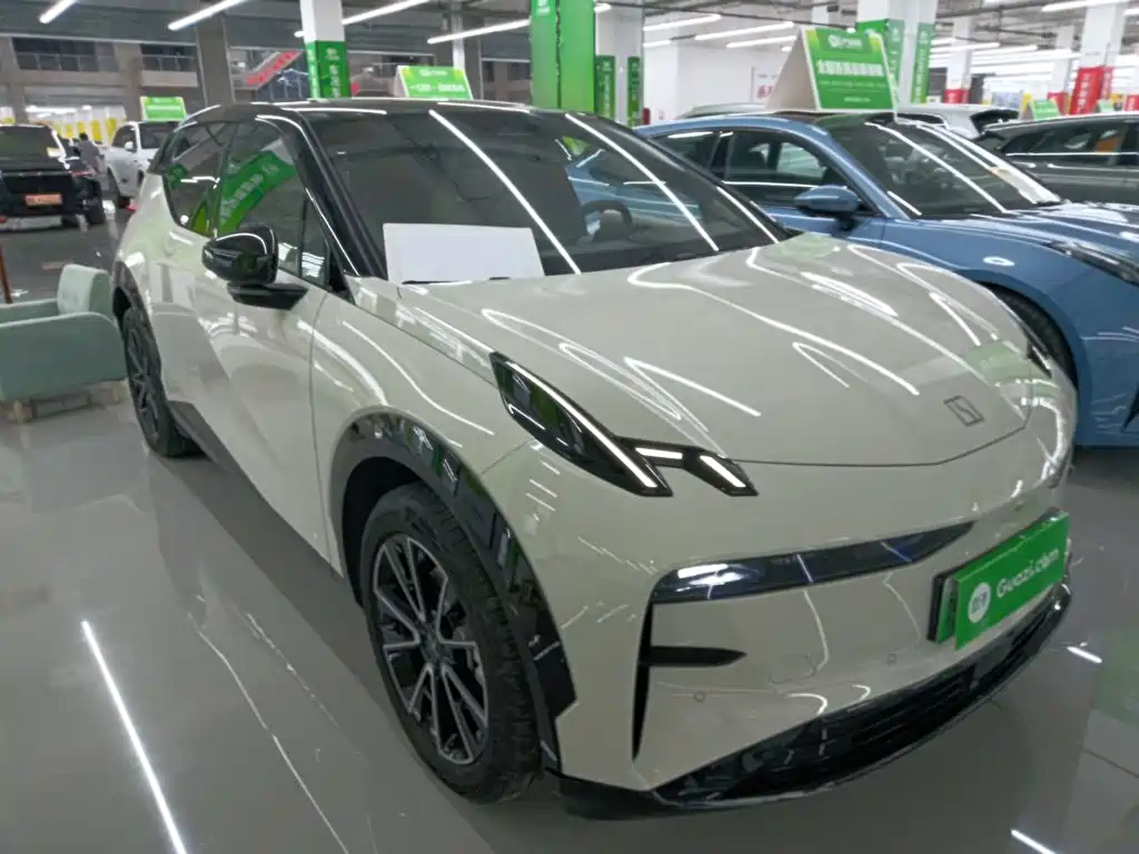 Zeekr X 2024