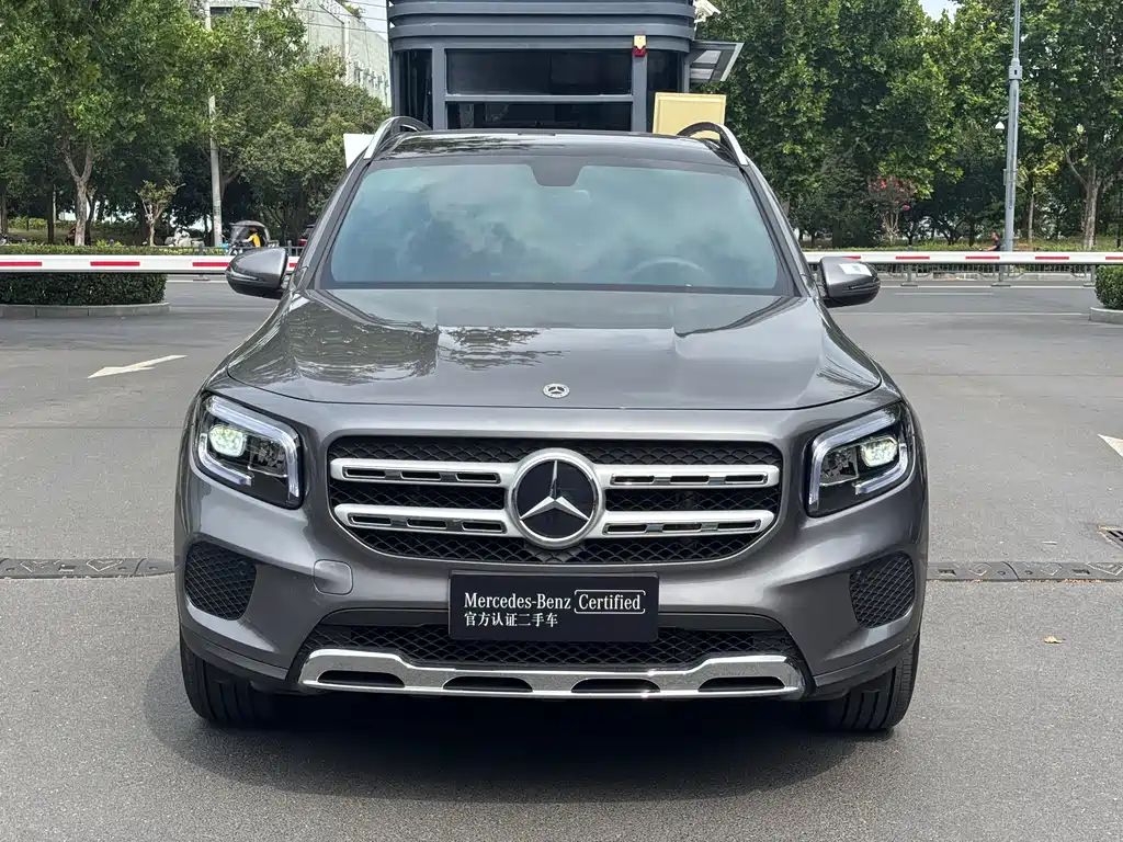 Mercedes-Benz GLB 2023