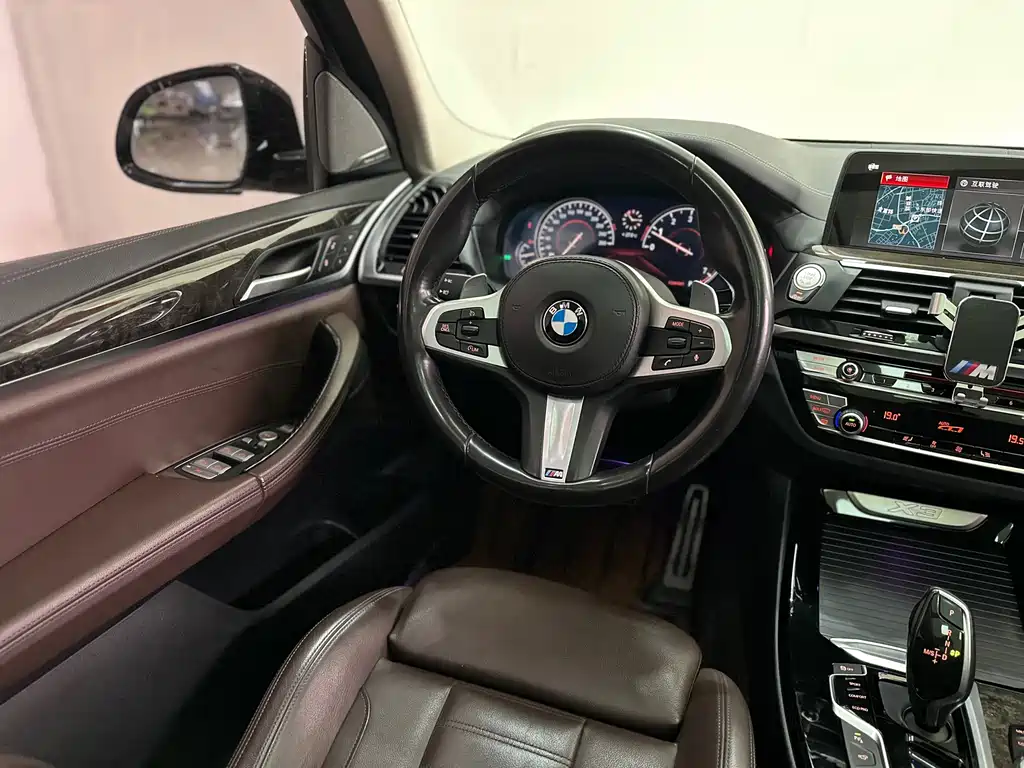 BMW X3 2018 — фото 12