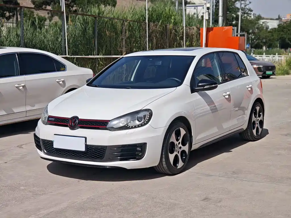 Volkswagen Golf GTI 2013 — фото 1