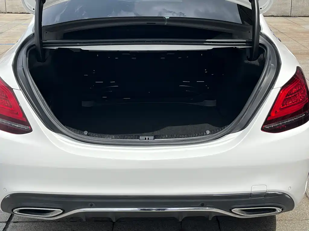 Mercedes-Benz C-Class 2020 — фото 17